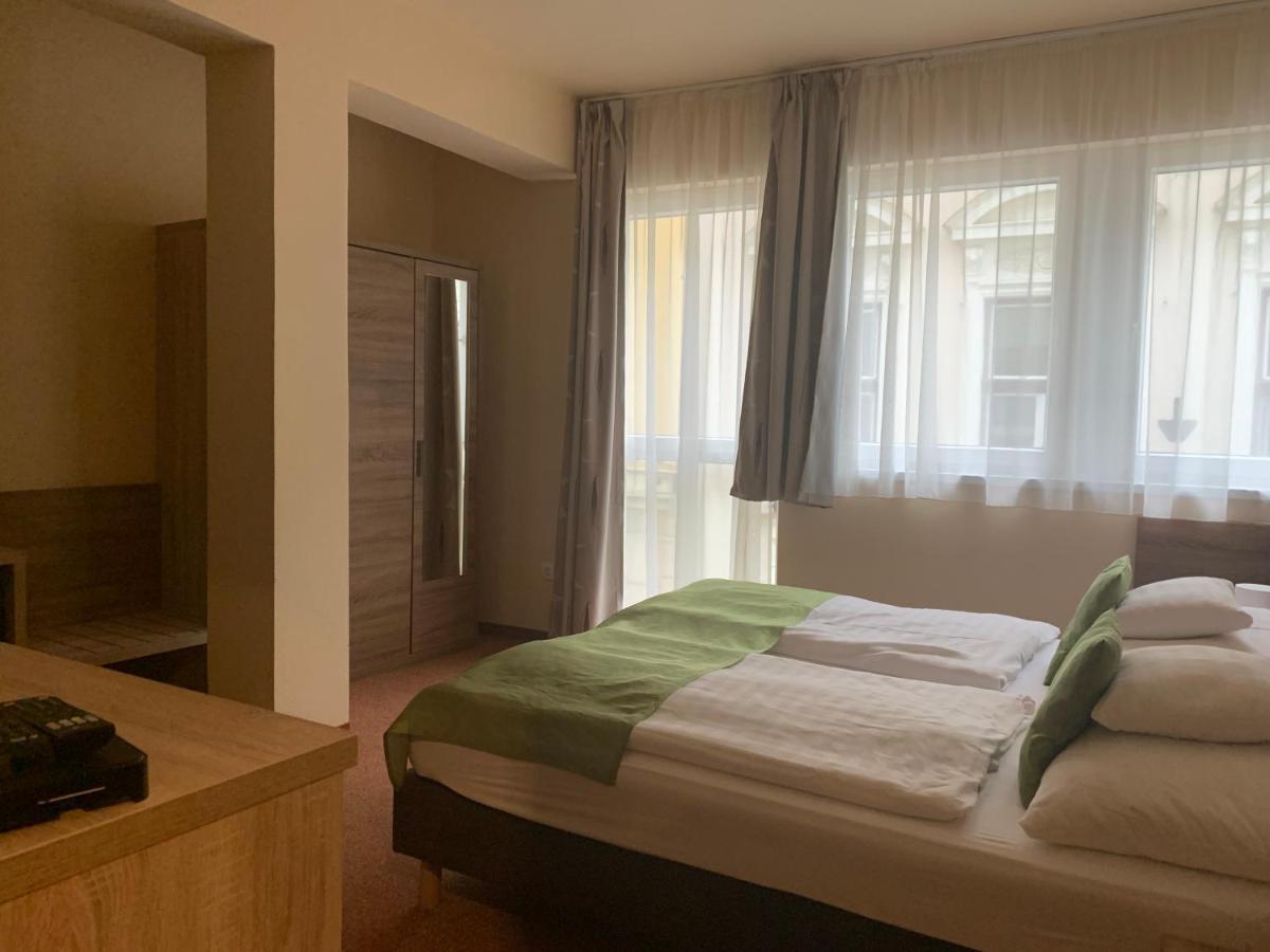 Centrooms 埃格尔 外观 照片