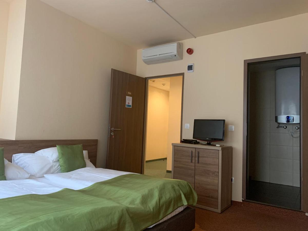Centrooms 埃格尔 外观 照片
