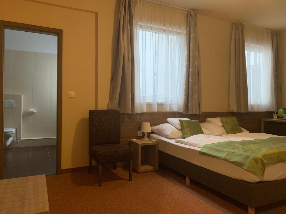 Centrooms 埃格尔 外观 照片