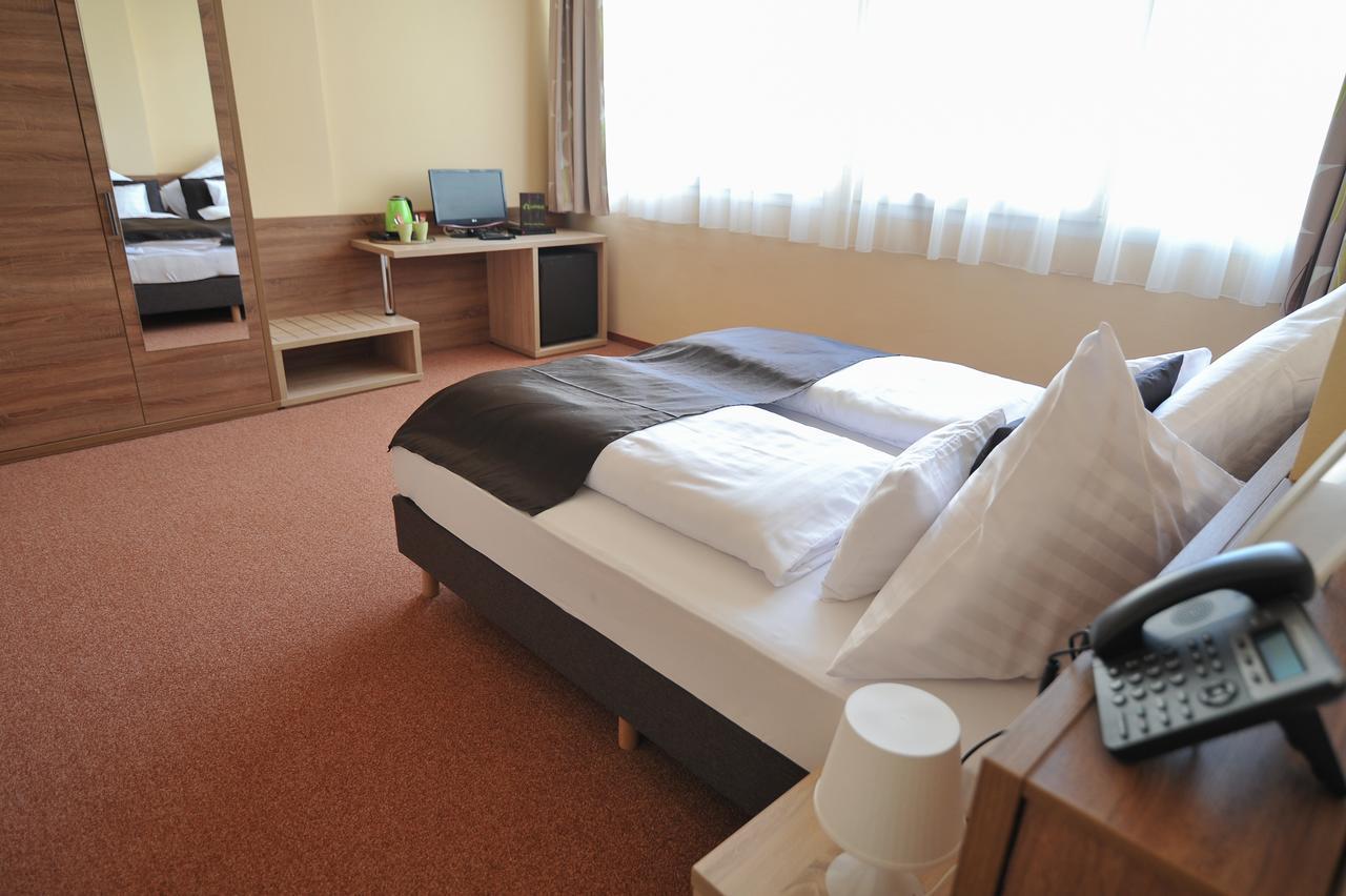 Centrooms 埃格尔 外观 照片